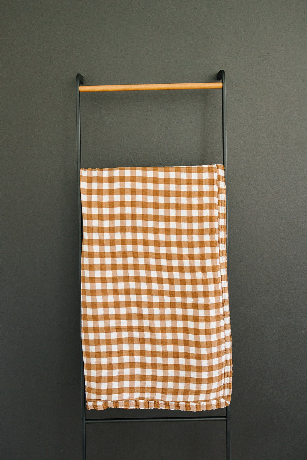 Gingham Muslin Quilt — product image 2